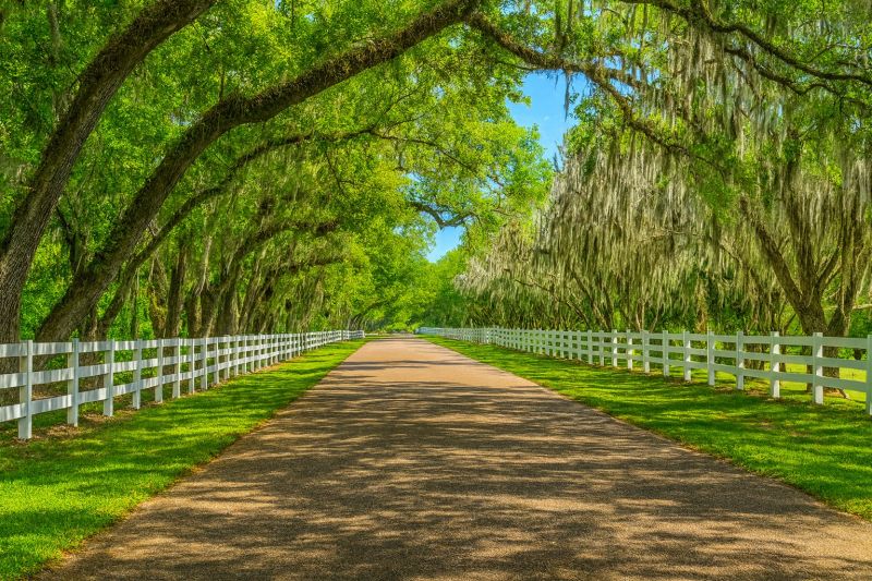 Best Bathtub Installation pros in Breaux Bridge, LA